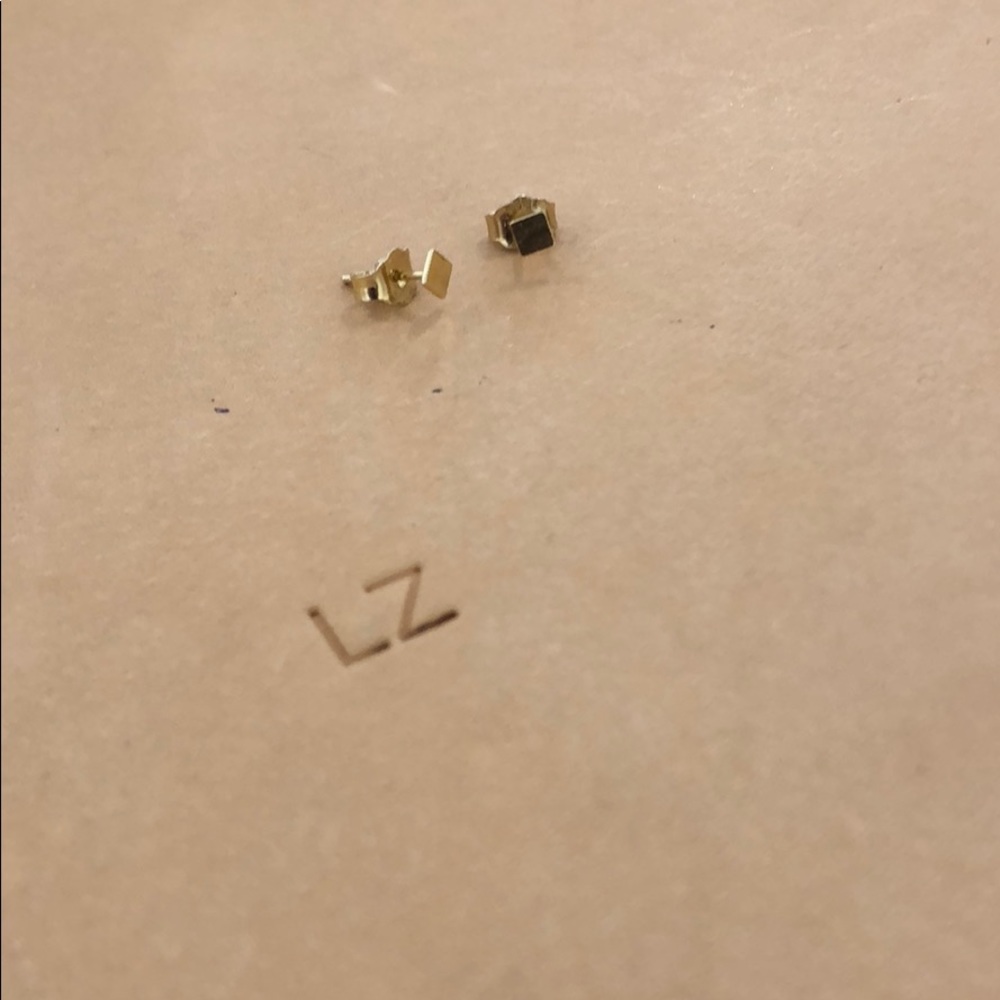 14k yellow gold square earrings